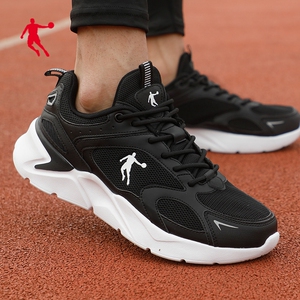 乔丹男鞋跑步鞋2022春季新款官网旗舰网面透气旅游灰色休闲运动鞋