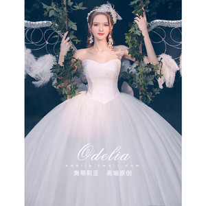 odelia《纯真年代》抹胸简约主婚纱礼服2024新款新娘齐地出门纱女