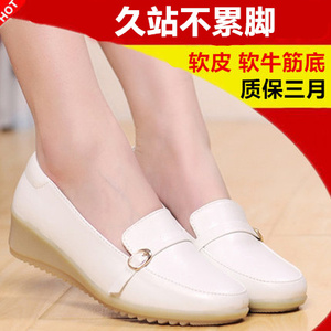 白色护士鞋坡跟韩版防滑牛筋底女单鞋透气软底皮鞋秋冬季2024新款