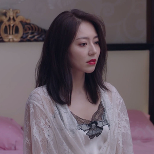 逆流而上的你高密蜜黄梦莹同款两件套装蕾丝睡衣女时尚白色家居服