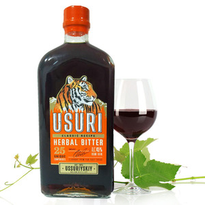 俄罗斯进口正品 usuri虎头牌强酊酒 保真 中草药伏特加 45度酒
