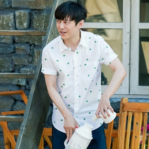 原版向往的生活6何炅同款短袖衬衫上衣翻领碎花印花衬衣男衣服潮