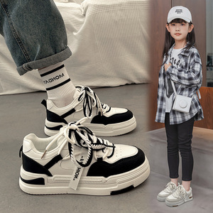 小女孩小白鞋新款2023女童运动鞋儿童软底防滑学生女款系鞋带休闲