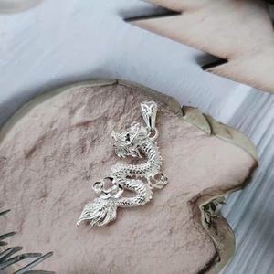 新款纯银属相十二生肖龙吊坠锁骨链女s925银银色龙形项链男女挂件