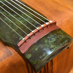 绿绮古琴