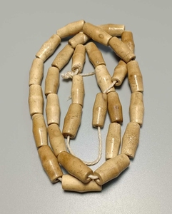 红山时期红山文化 高古玉老玉 河磨玉岫玉鸡骨白玉竹节管项链