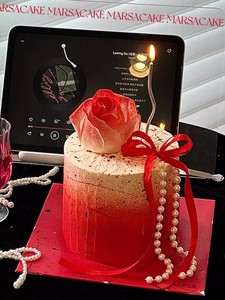 2.14情人节简约蛋糕装饰珍珠项链红色蝴蝶结丝带烘焙甜品装扮插件