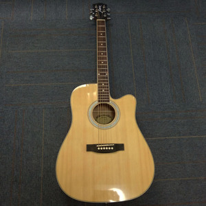 菲尼克斯 fenix吉他 41na 云杉沙比利合板 原木亮面 41寸 缺角