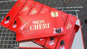 现货23年9月新包装30粒德国费列罗蒙雪丽樱桃酒心巧克力陆续发货