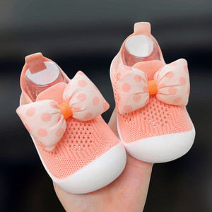 粉色婴儿鞋子夏季女童透气网状小月龄夏天可爱防滑学步鞋软底凉鞋