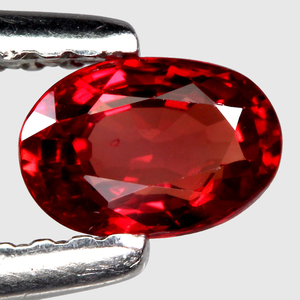 坦桑尼亚红宝石 天然裸石0.64ct 5.5*4mm镶嵌 红色纯正进口