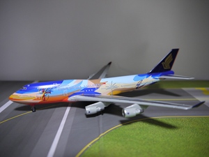 威龙dw 1:400 新加坡航空 b747-400 9v-spl 七色鸟彩绘