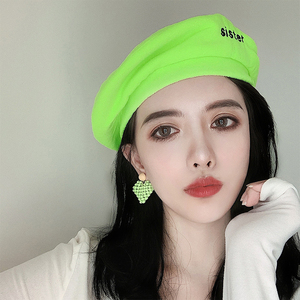绿色贝雷帽