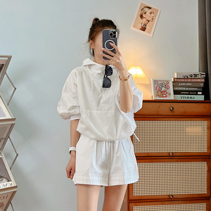 韩国白色蝙蝠袖连帽防晒卫衣阔腿短裤减龄休闲两件套女时尚套装潮