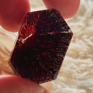 建木信使|【收藏级】天然满发烟花超七金草莓晶吊坠裸石原石原矿