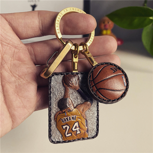 原创设计致敬黑曼巴科比定制钥匙扣男女潮流篮球挂链创意生日礼物