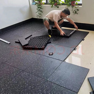 专业健身房橡胶隔音地垫室内户外大面积防震运动地板跳绳减震地胶
