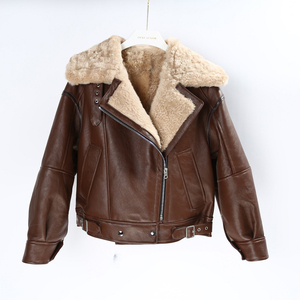 2022秋冬新款芭莎整皮羊羔毛皮毛一体皮草外套女装短款机车款