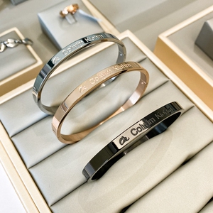 正品ck手镯小众欧美时尚潮酷男女友情侣七夕定制礼物宽版简约手