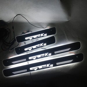 起亚21款k5凯酷k2k3k4kx3kx5kx7cross智跑傲跑流光迎宾踏板灯