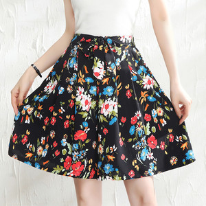 花裤子女夏度假宽松阔腿五分裤潮2022新款薄款冰丝a字高腰短裤