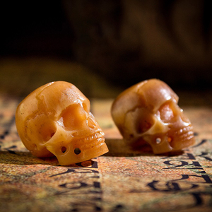 天然血料骆驼骨手工雕刻骷髅头手串骨雕尸陀林吊坠佛珠diy配件