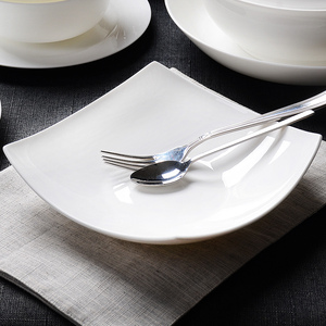 釉下彩 8英寸水果沙拉盘创意骨瓷汤盘纯白方形深盘不规则家用菜盘