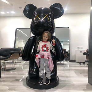 网红店铺门口打卡拍照momo熊公仔商场户外潮流卡通玻璃钢雕塑摆件