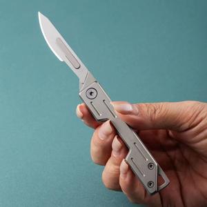 可拆换刀片手术折叠刀美工刀随身钥匙挂件小刀高硬度锋利裁剪小刀