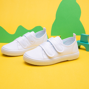 儿童表演小白鞋幼儿园宝宝白色啦啦操布鞋室内软底纯色运动舞蹈鞋