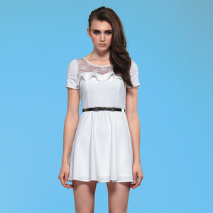 千细女装夏季纯色性感清凉短袖连衣裙女士白色圆领修身显瘦雪纺裙
