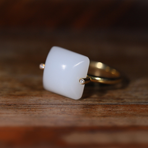 新疆和田玉羊脂白玉籽料方戒面戒指18k金金镶玉苏工女指环手饰