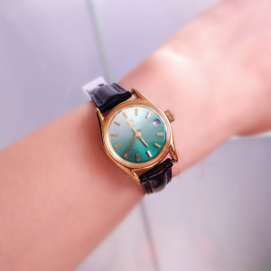 古董收藏品库存海鸥过渡绿盘女士机械手表手动上发条上弦复古女表