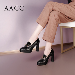 真皮女鞋新款超高跟浅口漆皮单鞋女粗跟春秋季防水台英伦风小皮鞋