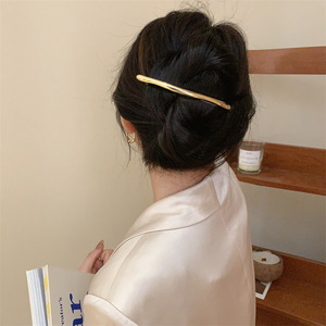 韩国简约金属弧形发夹弹簧夹女2023年新款后脑勺盘发一字夹头饰