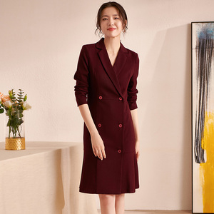西装领枣红色职业连衣裙女2021早春新款知性气质通勤双排扣中长裙