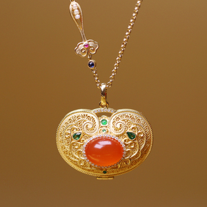 18k古法黄金如意锁香囊吊坠au750花丝镶嵌冰红南红蛋面女苏工定制