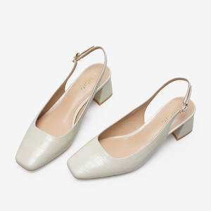 00欧曼时尚女装淘宝basto百思图女鞋2022夏款国内代购水钻棋盘格