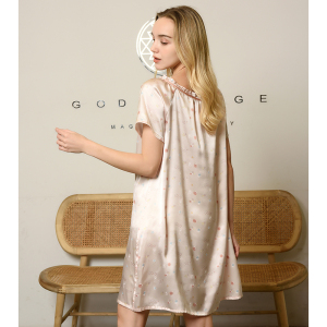 旗舰店天猫美标桑蚕丝睡衣两件套女丝绸睡袍性感吊带睡裙浴袍家居服冬