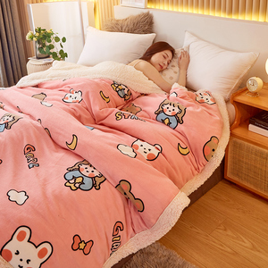 秋天盖被子宝宝