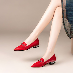 女式平跟皮鞋真皮英伦