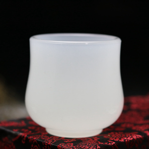 左左右右gm淘宝新中式凝脂玉燕国风艺术小众不撞款手机壳苹果14p