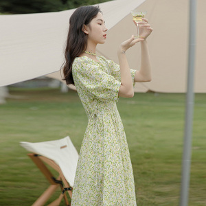 绿色小花碎花连衣裙夏