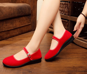 红色平底舞蹈鞋女平绒女鞋夏季广场舞女士跳舞的专用鞋老北京布鞋