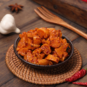 萝卜干麻辣下饭菜四川特产香辣萝卜丁咸菜重庆小萝卜丁包邮