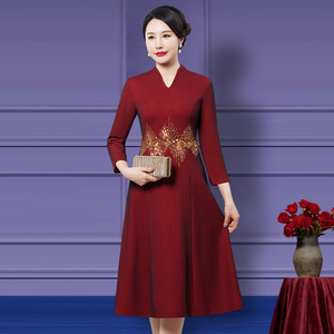 喜婆婆婚宴装2022新款春装丈母娘连衣裙参加婚礼妈妈礼服高贵旗袍