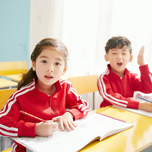 幼儿园园服春秋装红色款三件套儿童班服运动服小学生校服夏季短袖