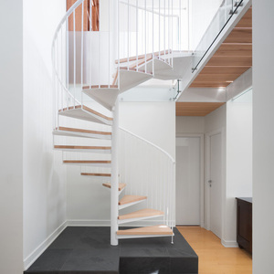 旋转楼梯现代简约中柱旋转楼梯钢木楼梯复式家用室内楼梯厂家定制