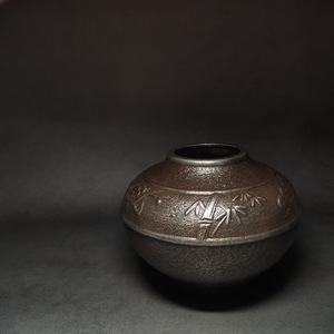 南部铁器 南部盛冈 三严堂 老铁罐 浮雕"梅兰竹" 茶道用具