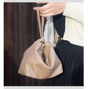 新款真皮迷你云吞小包包头层牛皮手腕包小众设计夏天软皮单肩包女